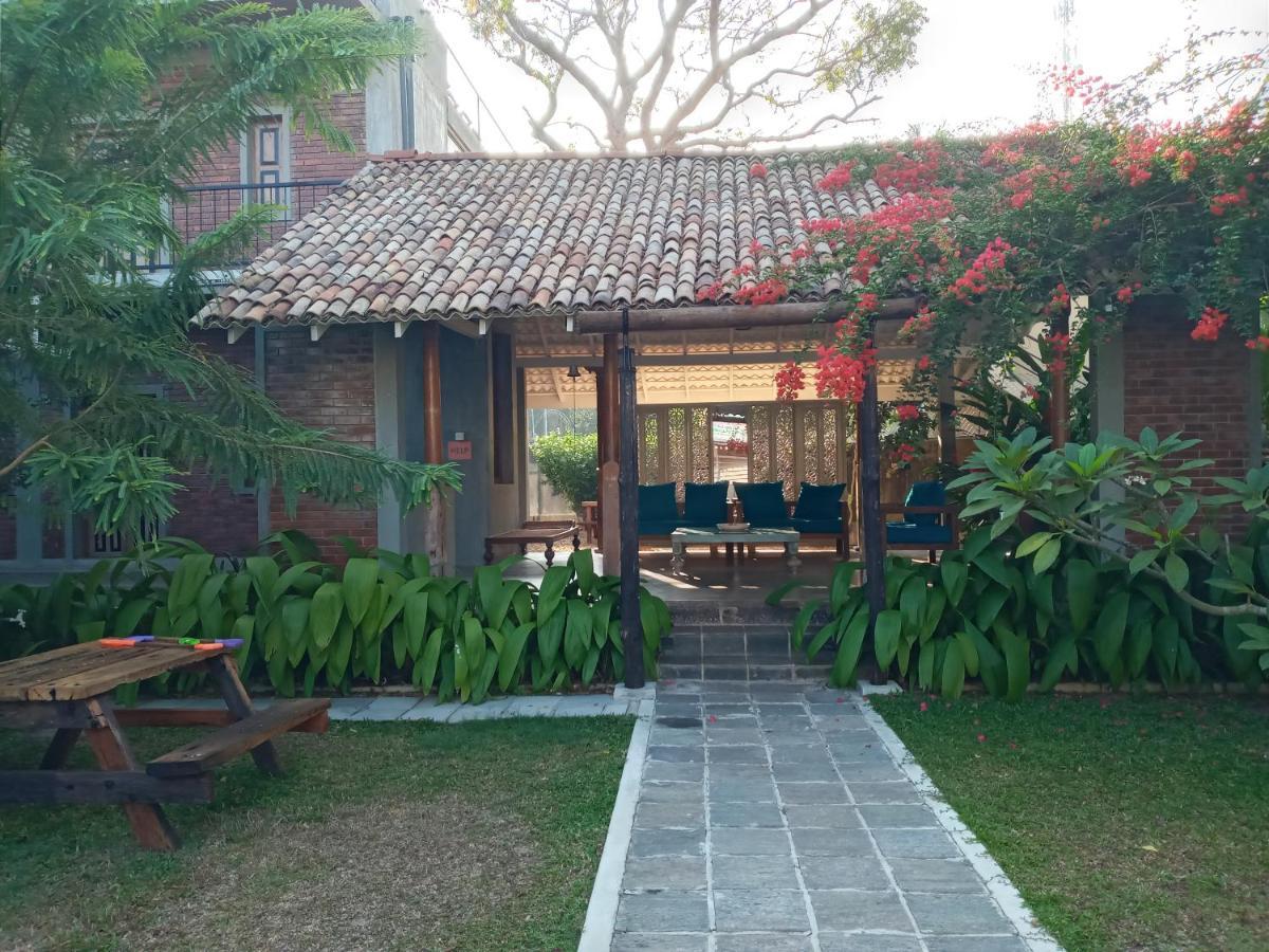 N 34 Hotel Mirissa Luaran gambar