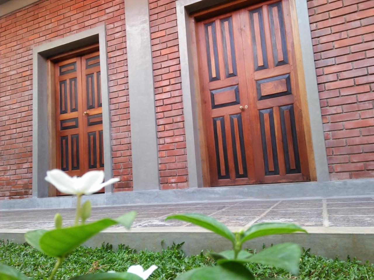N 34 Hotel Mirissa Luaran gambar