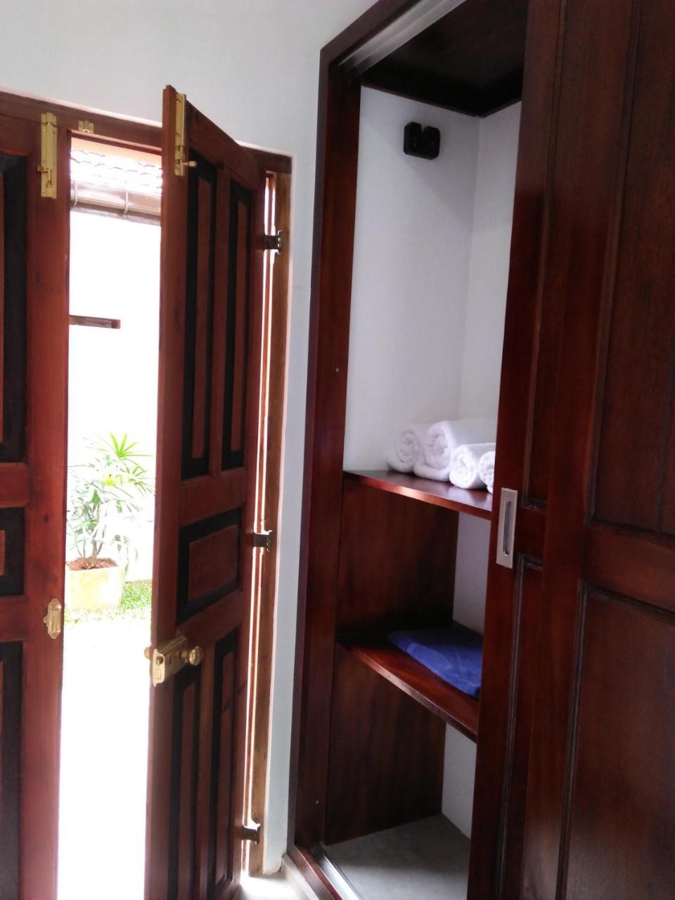 N 34 Hotel Mirissa Luaran gambar